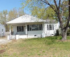 623 Willow Dr