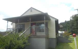 8404 Court Ave