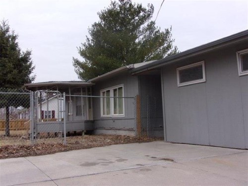 183 CARTER LAKE CLB