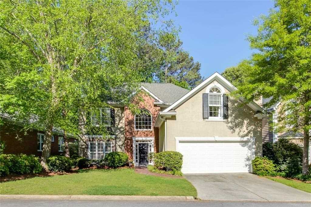 1530 Laurel Park Circle NE