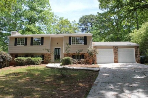 1308 Oakcrest Ln