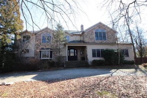 2 VENTNOR PLACE