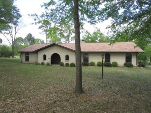 1217 Circle Dr