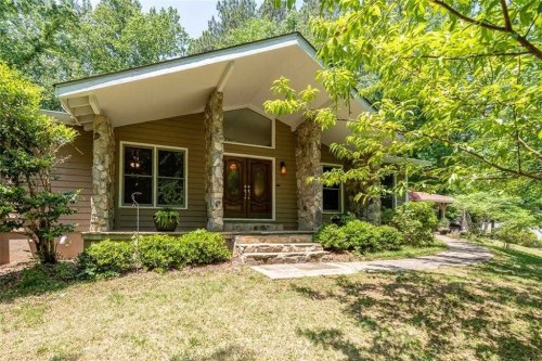 505 Periwinkle Dr