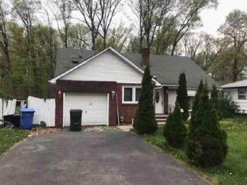 249 Middlesex Ave