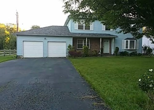 4 Garry Ct