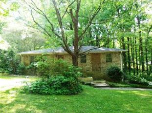3438 Pin Oak Cir