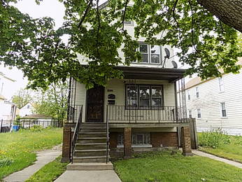 8547 S Burnham Ave