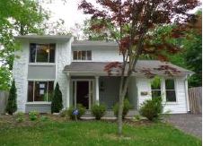 1902 Paris Court
