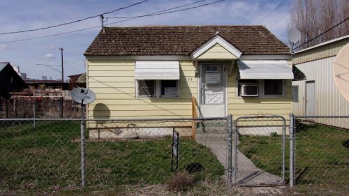 138 N Almira Ave
