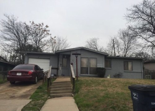 2313 Debra Court Dr