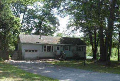 19 BIRCHWOOD CT