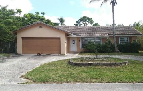 7511 NW 42nd Dr