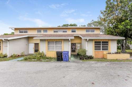 1121 W Prospect Rd