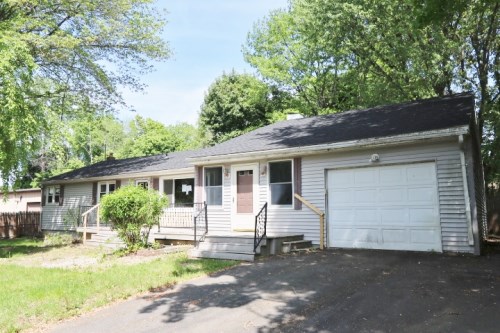 6 Sanford Avenue