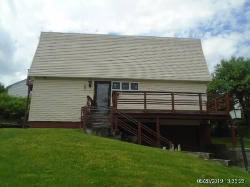 9 Pleasant Ave