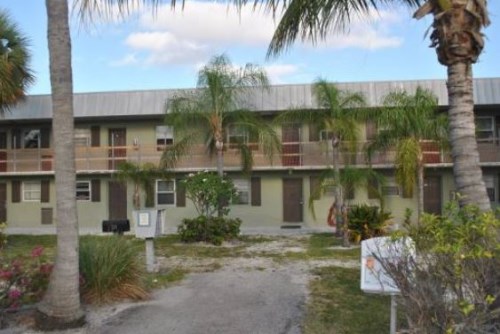 531 W Kalmia Dr 1