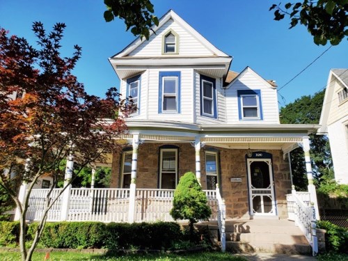 320 Summit Ave
