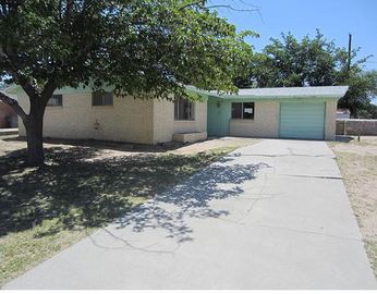 2613 Tahiti Dr