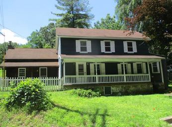 857 Leeds Rd