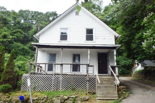 10 Gilmour Street