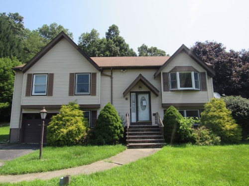 6 Heather Lane