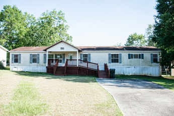 111 Grand Oaks Dr