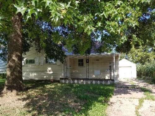 200 S Illinois St