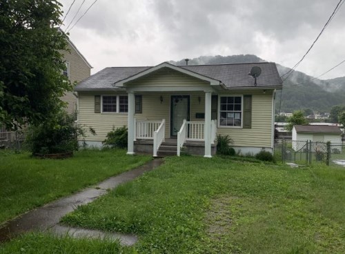 1819 W Dupont Ave