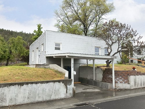 512 SE Hillcrest Rd