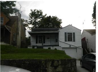 227 Green Oak Dr
