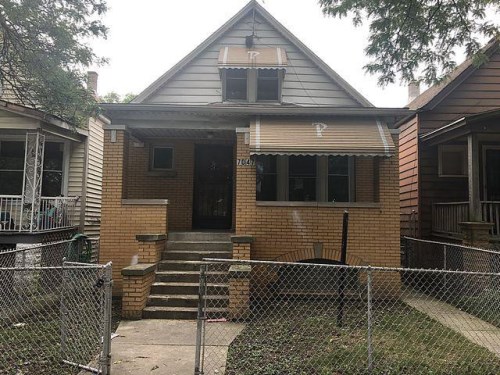 7047 S Winchester Ave