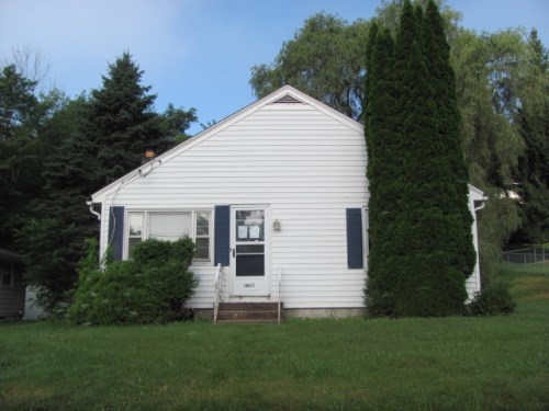1005 Irving Ave