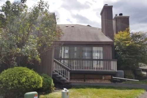 37-31 Bloomingdale Dr