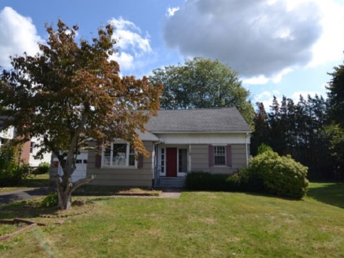 103 Maple Ave