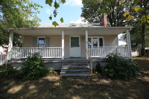 93 Mills Ave