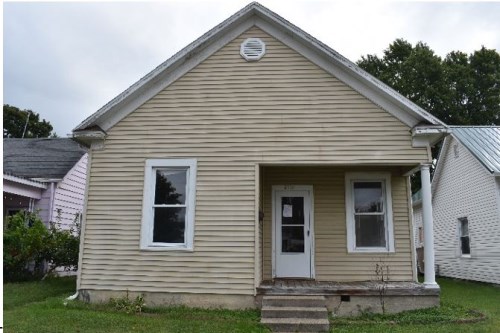 2118 Indiana Ave